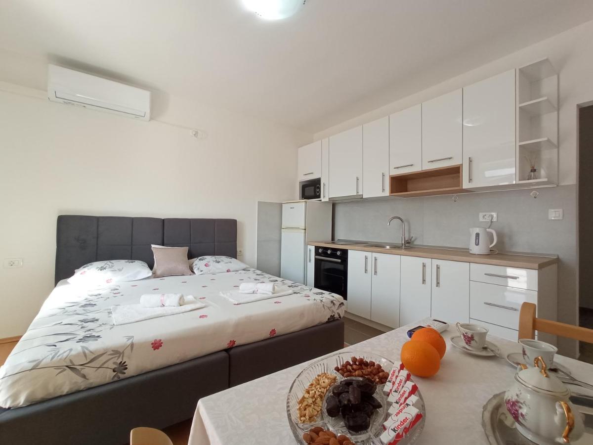 Sun Studio Apartment Komolac 外观 照片