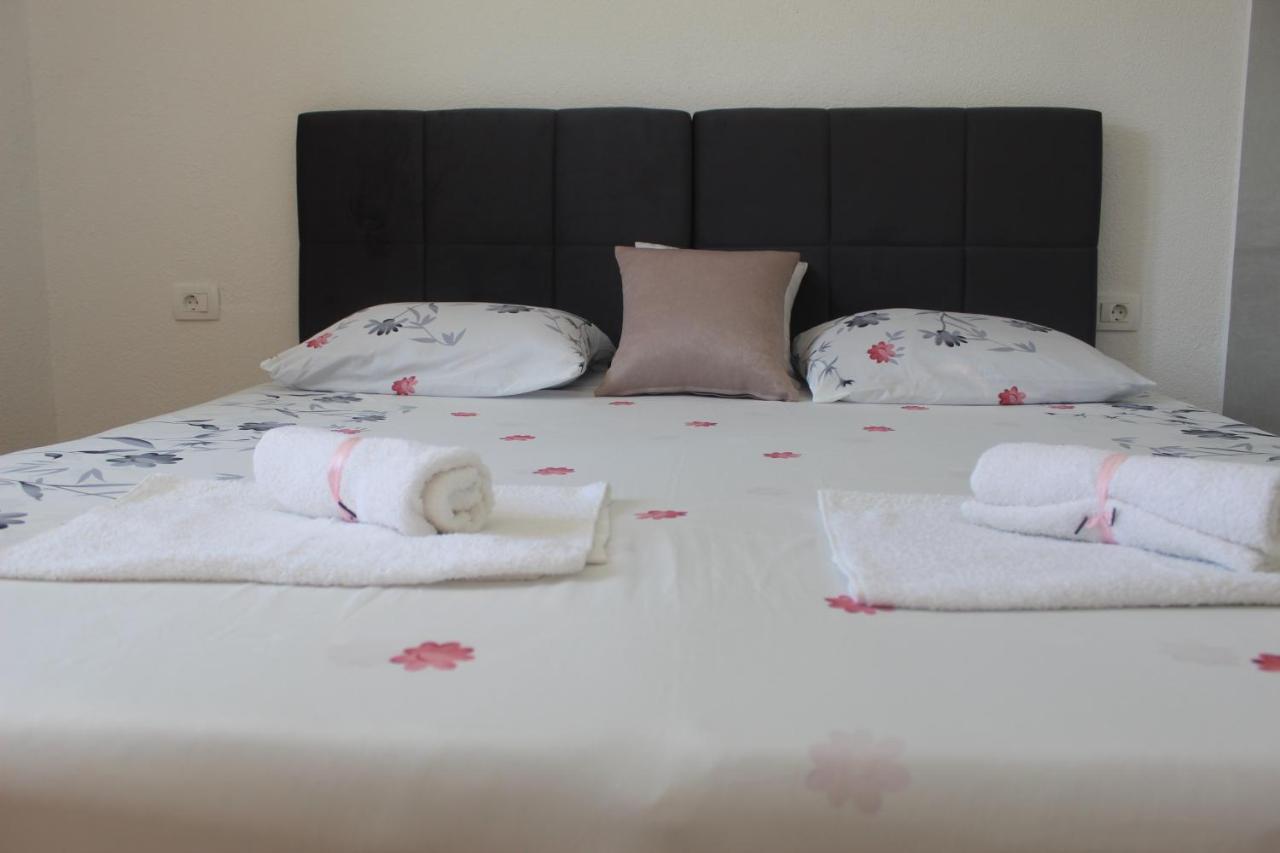 Sun Studio Apartment Komolac 外观 照片