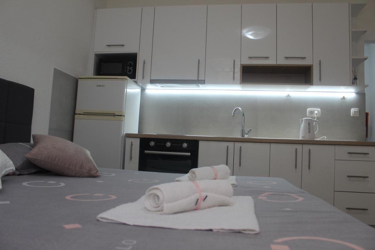 Sun Studio Apartment Komolac 外观 照片